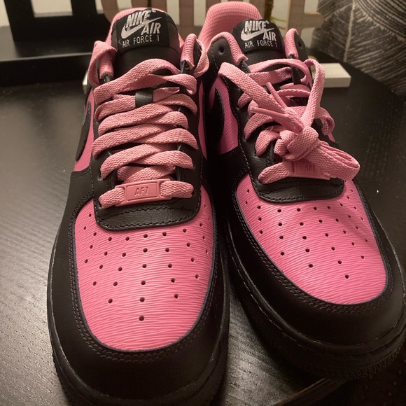 NIKE Air Force for women in excellent condition - Picture 2 of 5